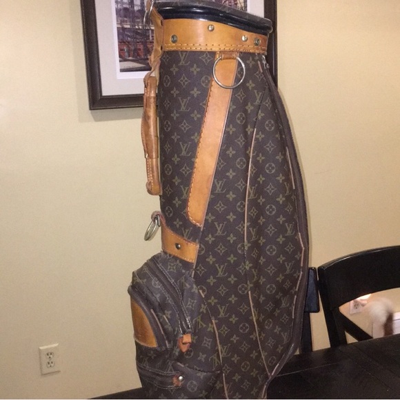 Louis Vuitton Golf Bag - Picture 2 of 8